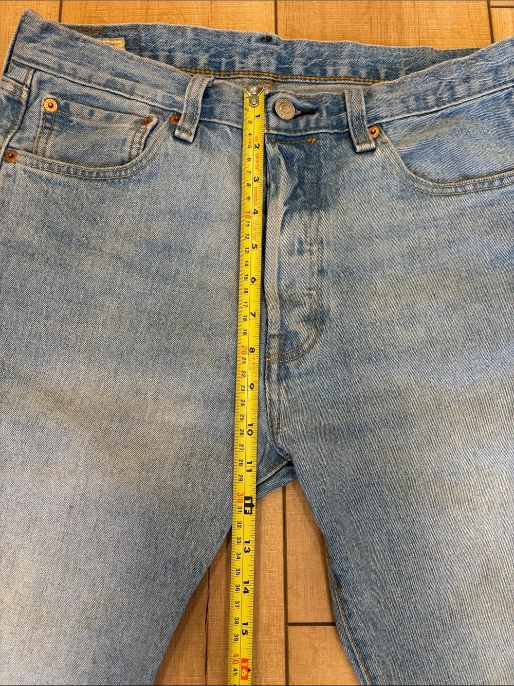 Levi's 501 Light Blue Straight Jeans